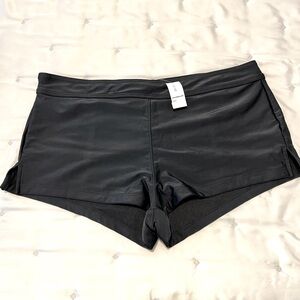 NWT Old Navy Bathing Suit Swim Short (Black; size L)